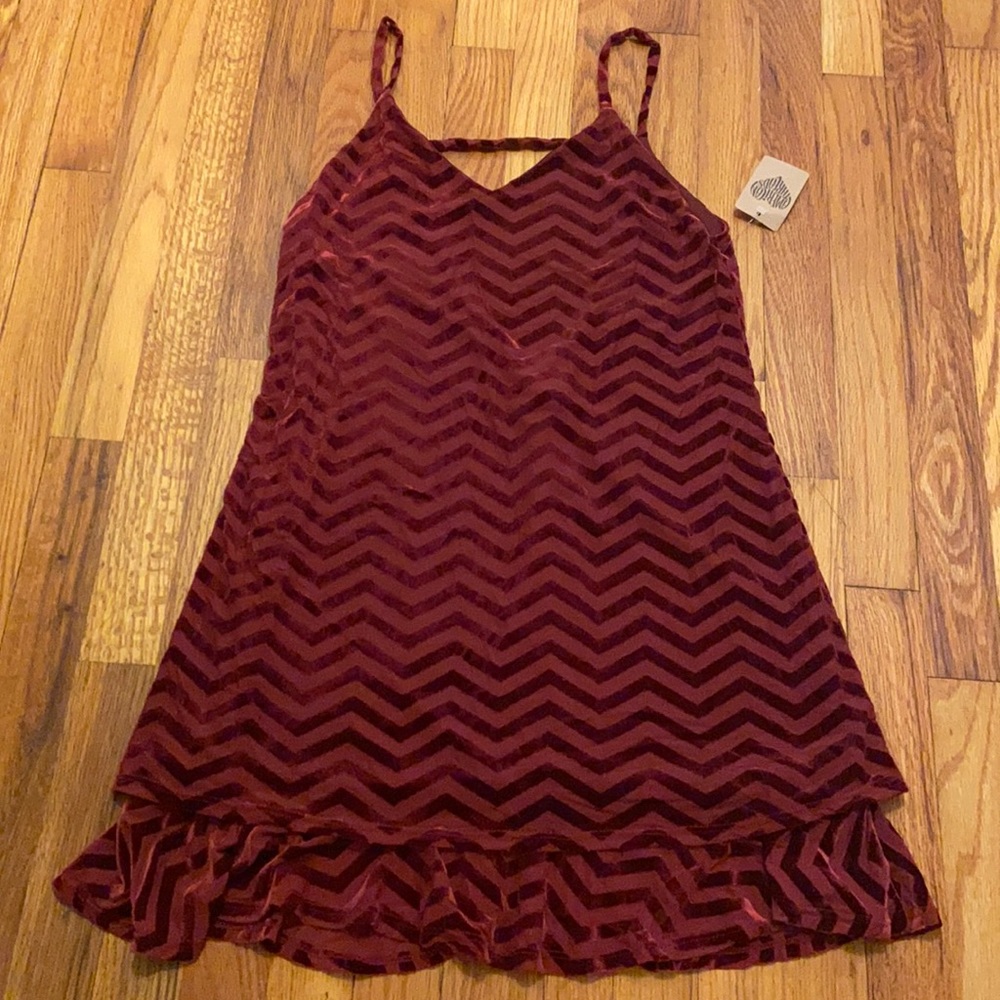 NWT American Threads Velvet chevron mini